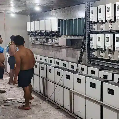 Commercial-scale lithium-ion battery storage solution with inverters