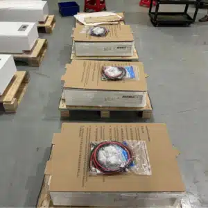 خط إنتاج بطاريات مثبتة على الحائط 51-2 فولت-300 أمبير/ساعة جاهز للتعبئة - طاقة آلة الحفر