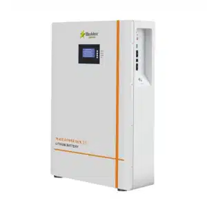 Balder Power 51.2V 300Ah (15kWh) 壁掛け型LiFePO4バッテリーの正面図。洗練されたホワイトデザインの大容量住宅用エネルギー貯蔵システム。.