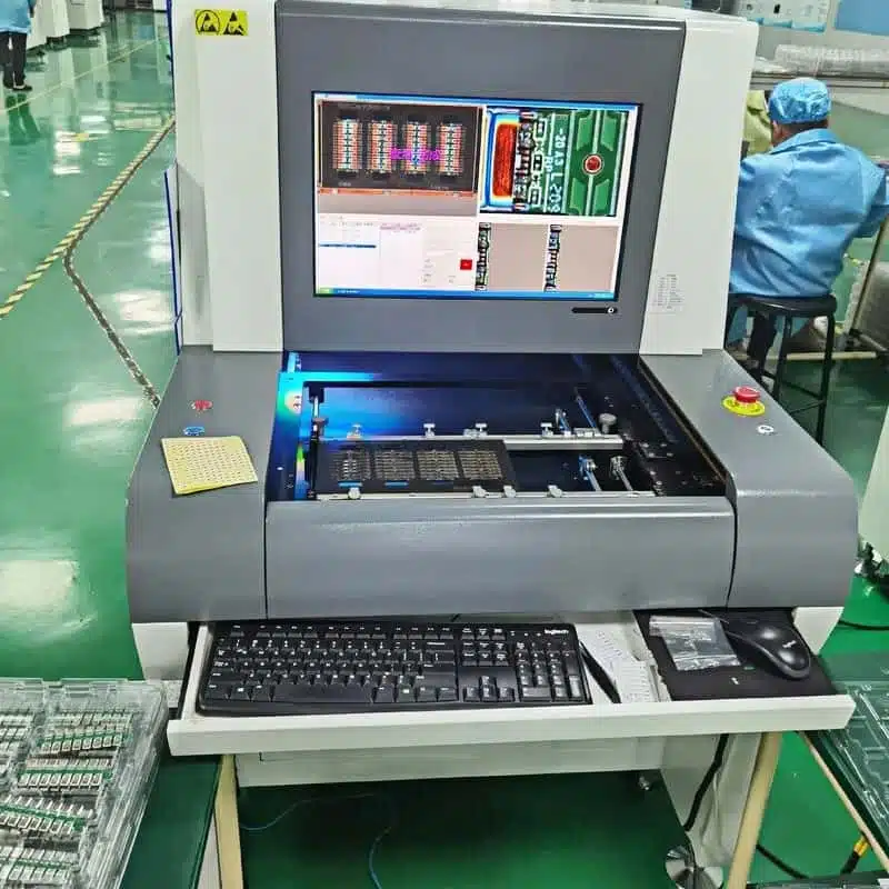 Kundenspezifisches Smart-BMS-PCB-Testing und Tankanzeigenintegration.webp